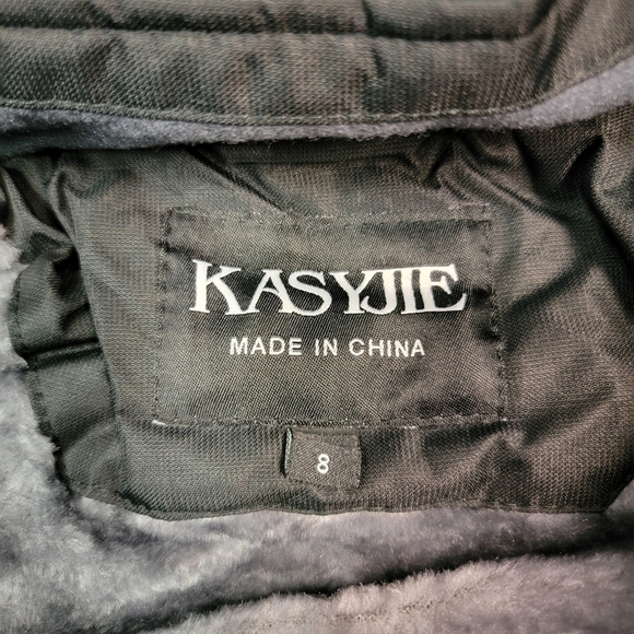 Kasyjie Boys Winter Jacket Size 8 Black Hooded Lined Warm - Picture 3 of 6